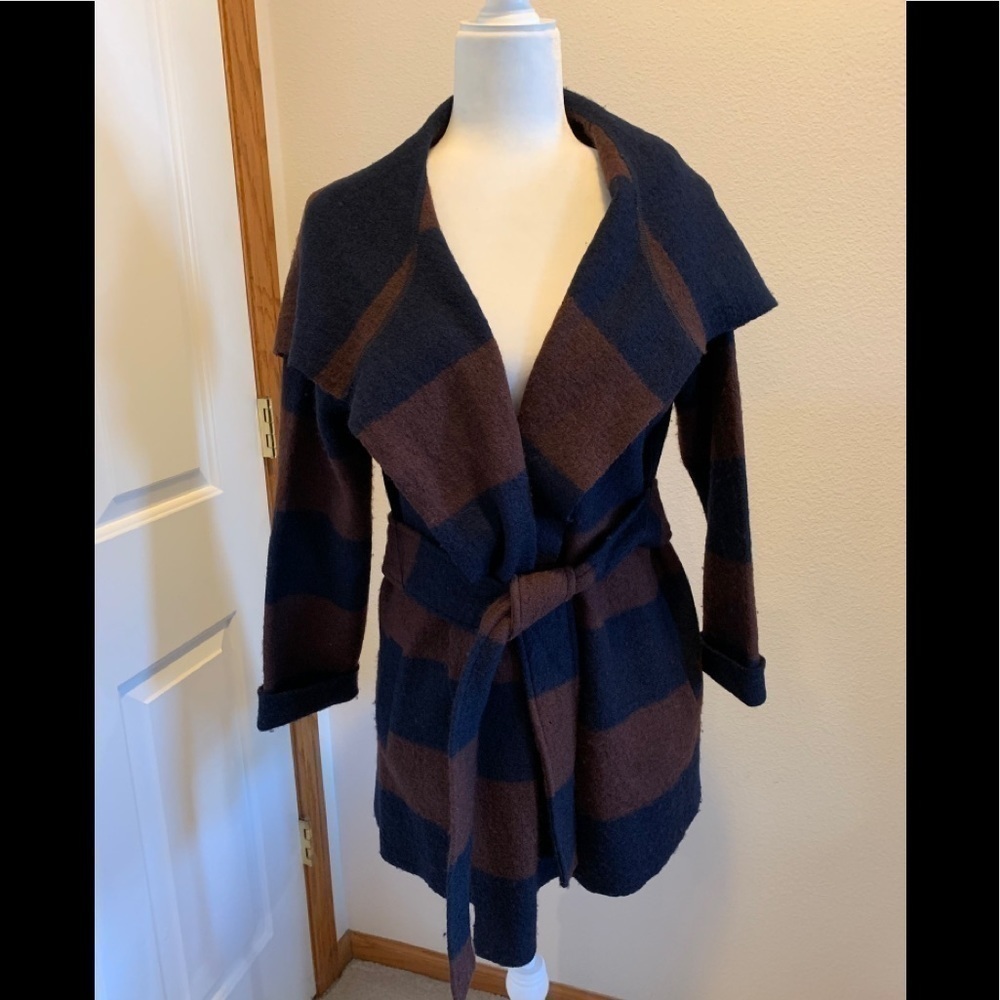 Wool/100%Women’s color block Navy/Brown Cardigan M